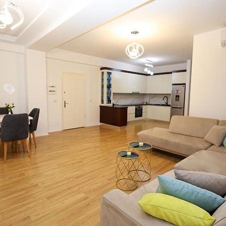 Romina Apartment Berat Luaran gambar